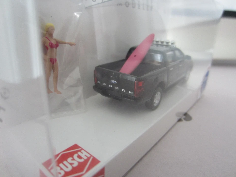 BUSCH 52811 FORD RANGER ON THE BEACH BLACK model is PLASTIC - HO or 1:87 scale - Image 3 of 4