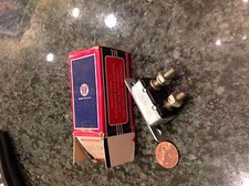 American bosch EC 7247 little fuse 12 volt 4A circuit breaker automotive new 