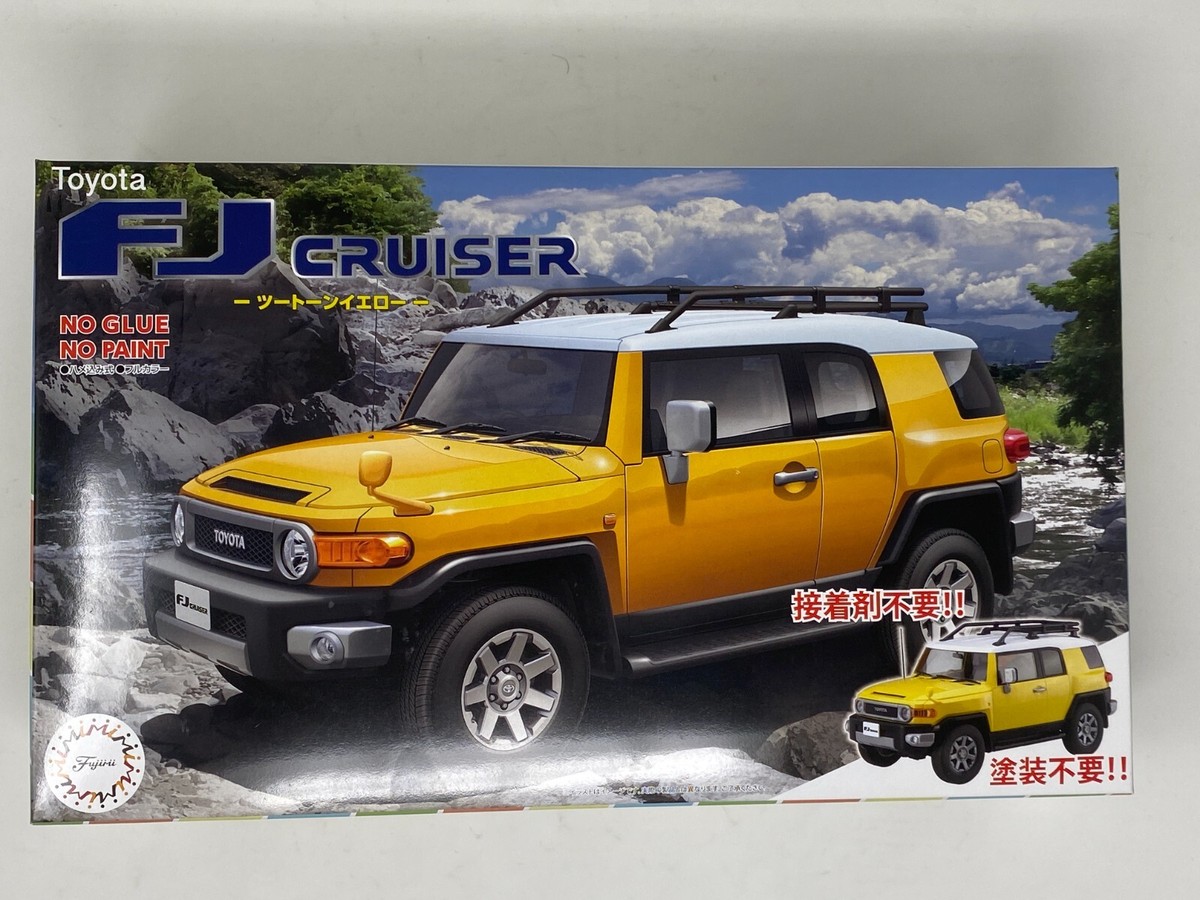 Fujimi 1/24 Scale TOYOTA FJ CRUISER (Two-Tone Yellow