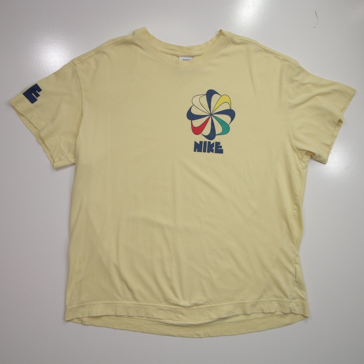 Nike Pinwheel Shirt Adult XL T-Shirt Sportswear Spellout Running Retro EUC