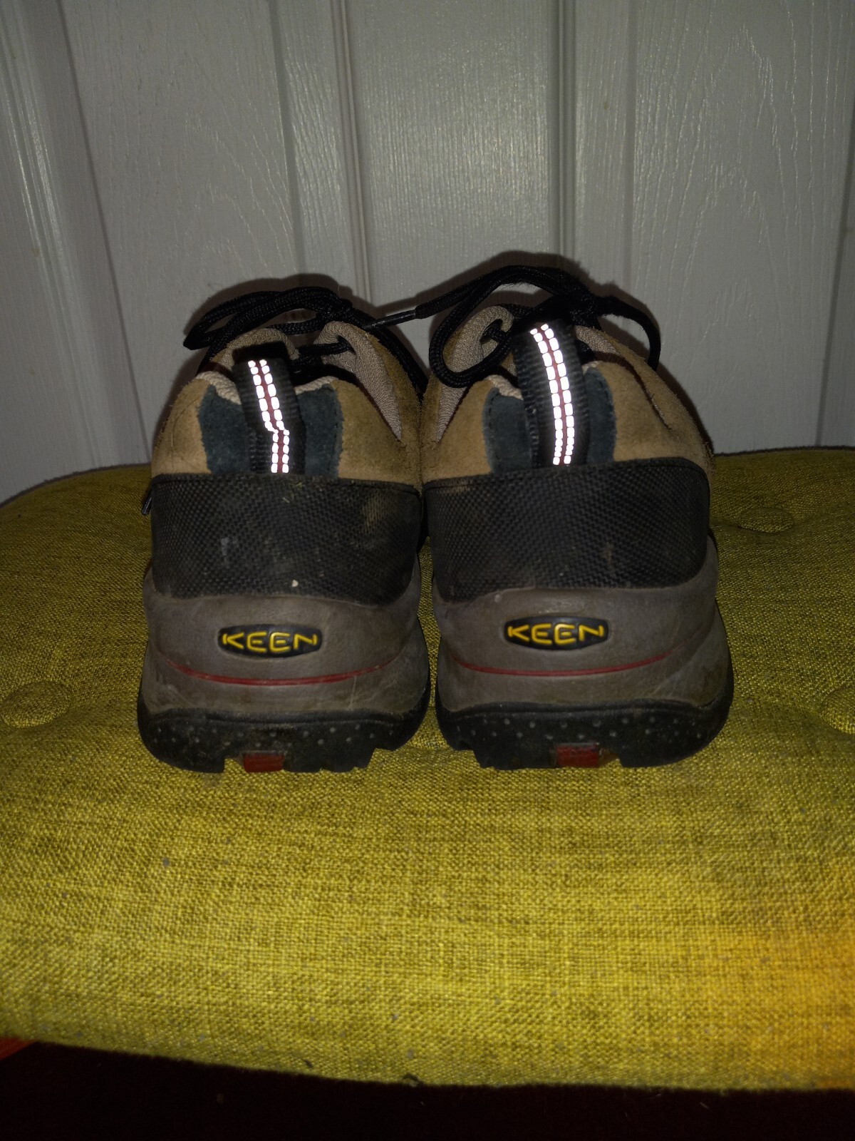Scarpe da trekking impermeabili Keen taglia 8