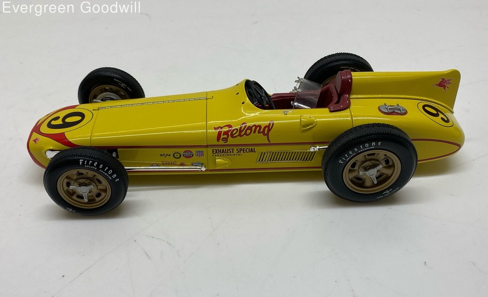 CAROUSEL 1:18 - 1 - Model race car - Watson Roadster avec certificat d
