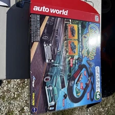 Auto World California Cruising Pacific Coast Highway HO Slot Car Race Set SRS331