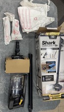 Shark IZ142HD Cordless Stick Vacuum Cleaner - Black