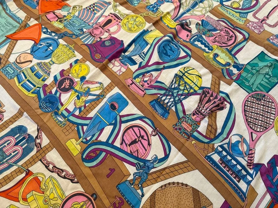 HERMES Carre 140 LES TROPHEES Cachemira Seda Estola Chal Excelente Regalo Foto 4 de 4