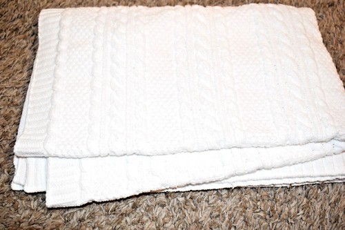 G4 30x40 NORDSTROM White Chenille Cable Knit Sweater Baby Crib Blanket Lovey