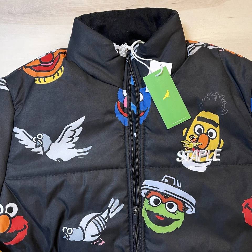 💙 Chaqueta acolchada grande Staple Pigeon x Sesame Street Crew nueva con etiquetas Foto 4 de 4