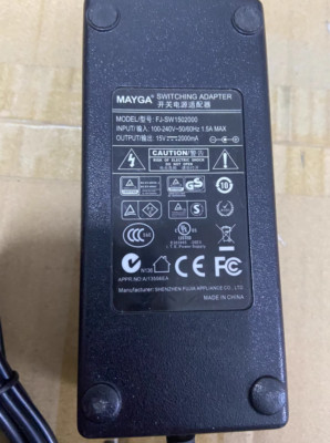 Fujia FJ-SW1502000 15V 2A 5.5*2.5 Netzteil-Ladegerät