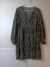 Old Navy Dress Womens L Green Floral Boho Fit & Flare Long Sleeve Knee Length