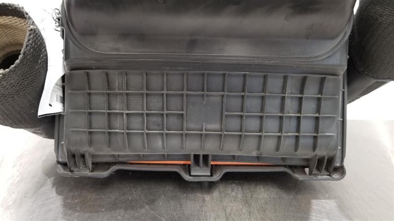 Maserati GranTurismo Air filter box
