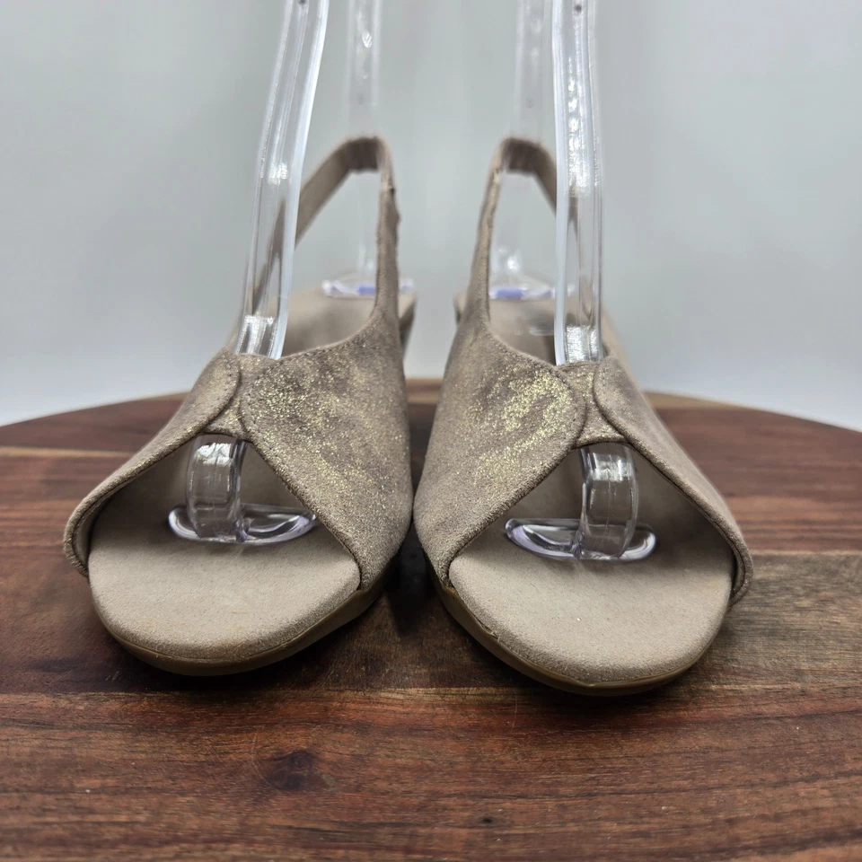 Zapatos de tacón Munro Rochelle para mujer 8,5 M color topo dorado brillante gamuza peep slingback Foto 2 de 4