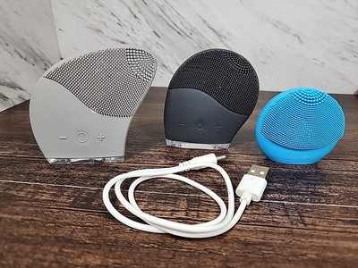  LOOK  ~Foreo Luna Mini's Facial Cleansing Brush Mint Green Blue~  MIX-LOT-3 