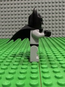 LEGO Batman Light Gray Suit Classic Minifigure Figure Minifig 7779 7780 7782 New