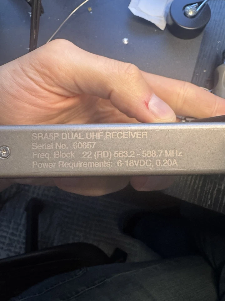 Lectrosonics SRA5P SR Dual UHF wireless receiver dual channel block 23 W/SREXT - Image 4 of 4
