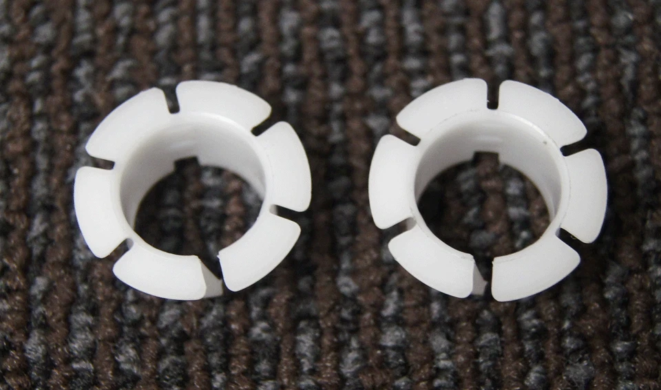 Bujes de pedal de freno GM 2000-2016 2 piezas nuevos OEM nailon blanco 10434953 Foto 2 de 4