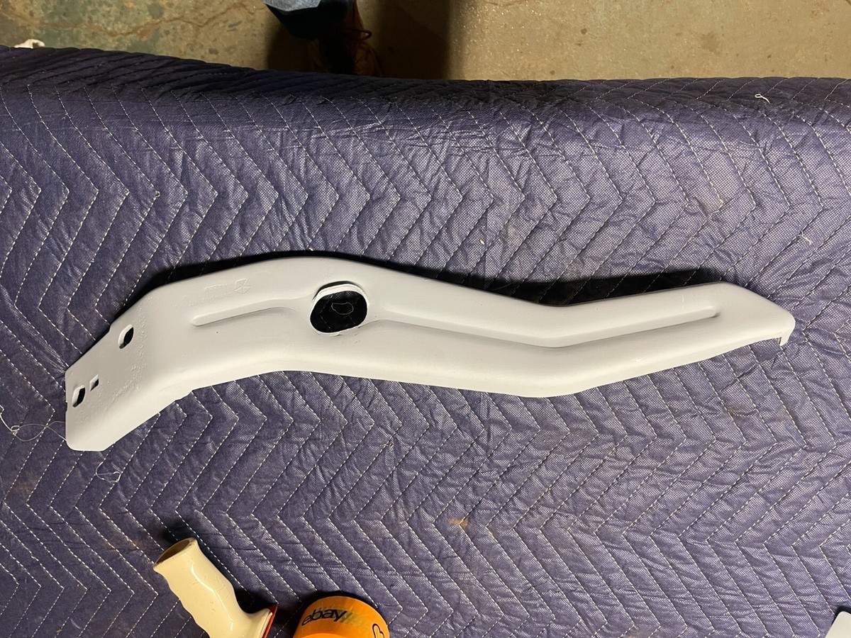 パーツ BARRACUDA Mopar A Body 63-65 Barracuda Dart Valiant Body Bumper Set BBK12E