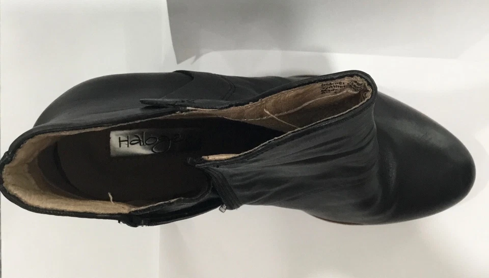 Botín halógeno Brynn de cuero negro para mujer talla 9’ Foto 4 de 4