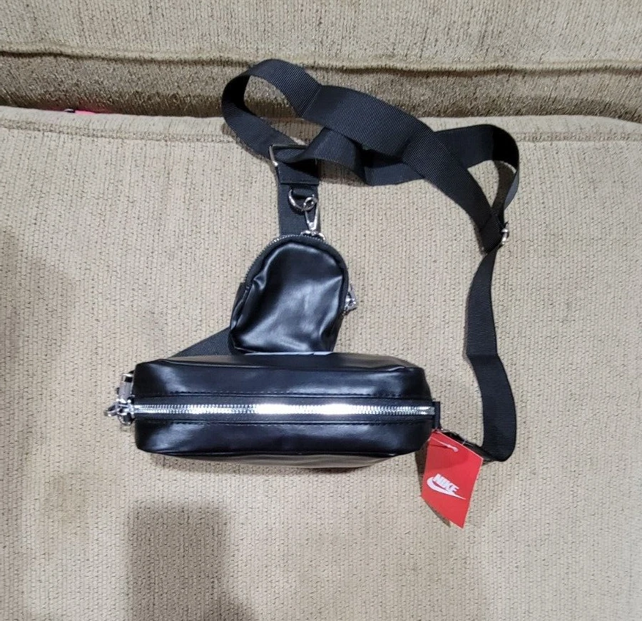 ✭✨❤️Nuevo con etiquetas Nike Cartera Bandolera con Mini Bolso❤️✨✭ Foto 4 de 4