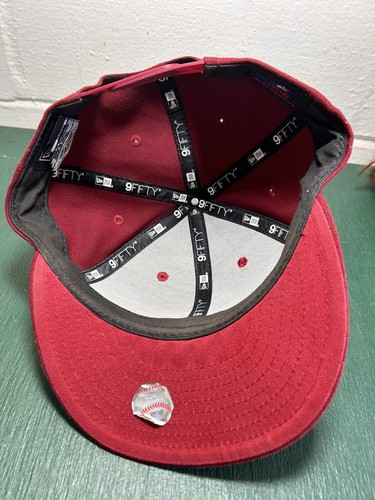 Men's New Era Red Chicago White Sox Spring Color Basic 9FIFTY Snapback Hat - Picture 7 of 11