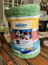 Disney Classic Mickey Mouse  Friends Soft Throw Blanket 5' x 6 ft The Big One3a