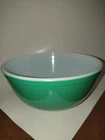 PYREX 2.5 Qt Mixing/Nesting Bowl Green 8.5" wide #403