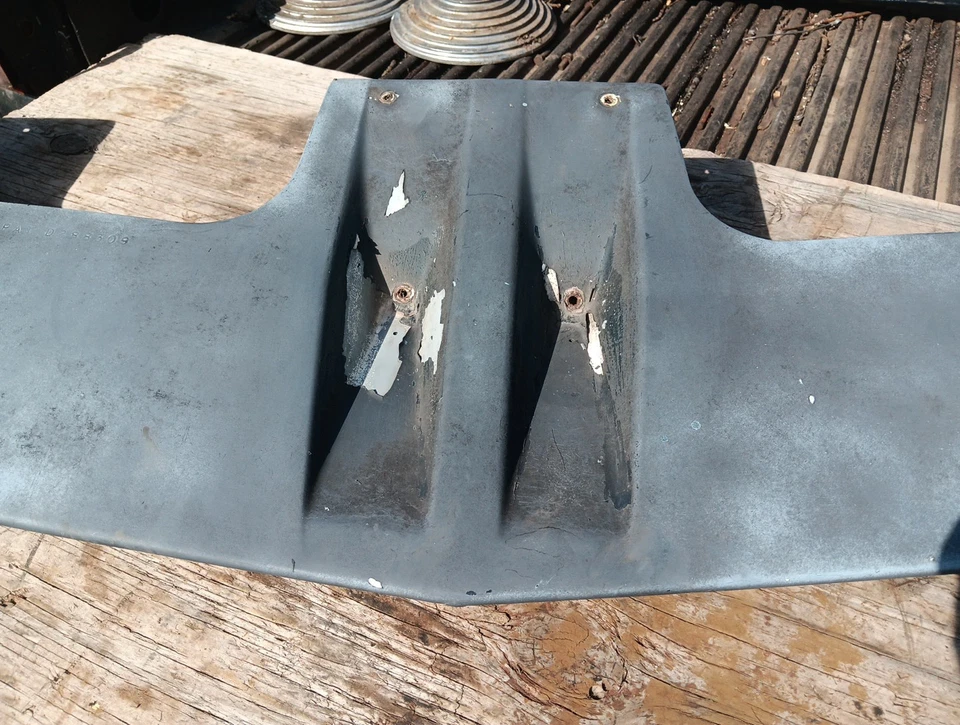 Ford Ranger Bronco 1983-1988? Visera parabrisas techo cabina solar lund FB4 Moon Foto 4 de 4