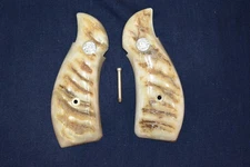 SMITH & WESSON K ROUND BUTT PREMIUM GRADE RAMS HORN / STAG GRIPS