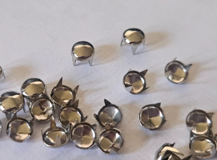 CraftbuddyUS 100pcs 6mm Silver Pointed Round Dome Prong Studs Fashion DIY Bags - Image 3 of 4