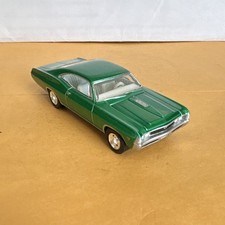 Greenlight 1:64 1967 Chevrolet Impala SS 427 Green Diecast Opening Hood