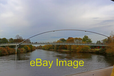 Foto - Millennium Bridge York um 2017