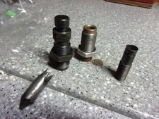 C13 gun reloading stuff dies etc forester etc