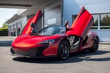 Cars 2015 650s volcano red car mclaren spider supercar Desk Mat Stitched