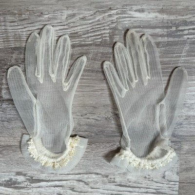Vintage 50s Ivory Sheer Nylon Gloves Floral Ruffle Bridal Wedding Coquette Small