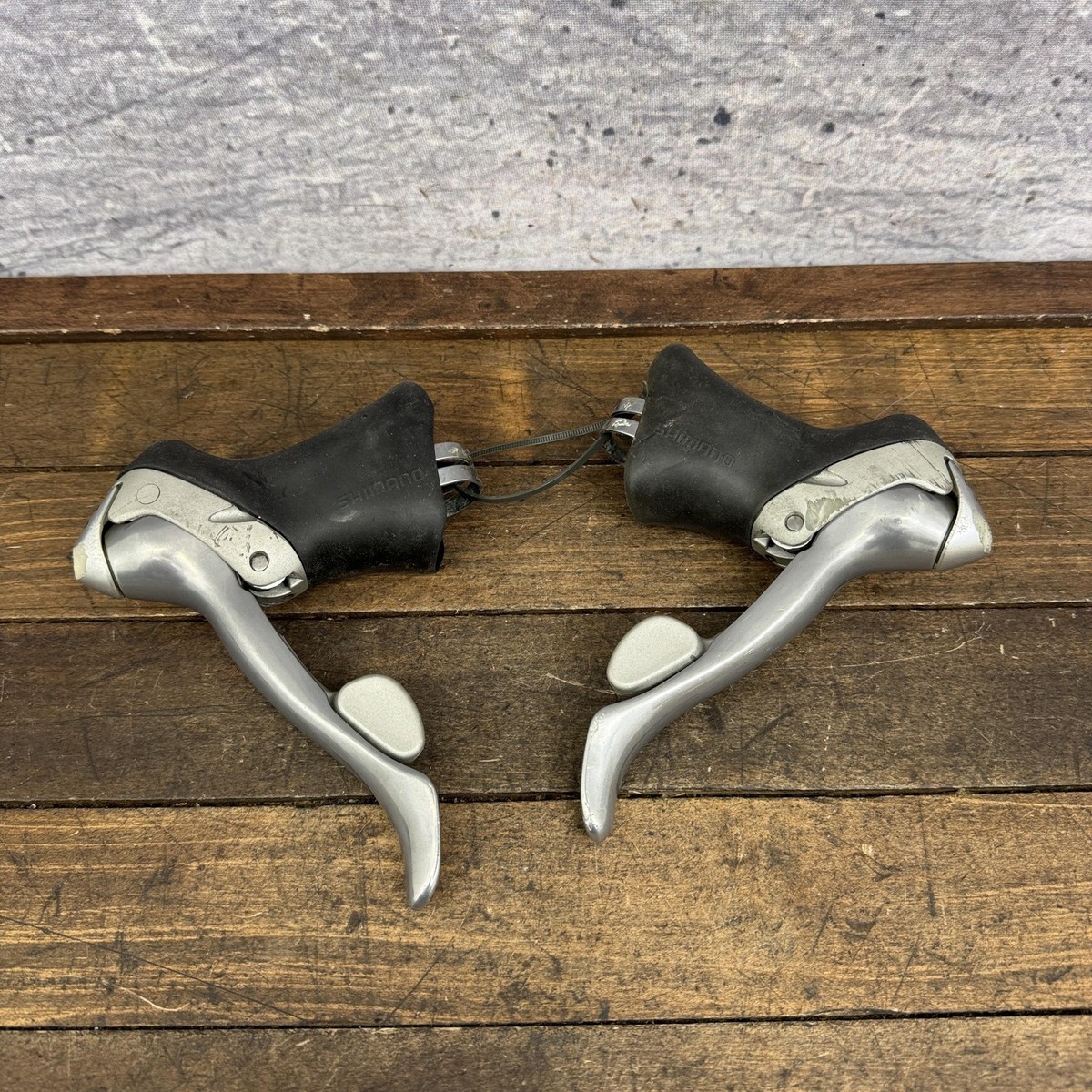 Vintage Shimano Ultegra ST-6501 2x9 Flight Deck STI Brake Shifters