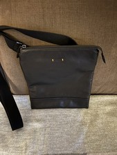 Hugo Boss Leather Mens  Messenger Pouch Bag - Black 