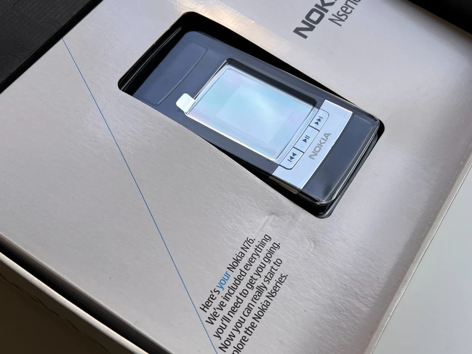 Genuine Nokia N76 – Complete Boxed Set – Original Dealer Invoice – Ultra Rare - Image 2 of 4