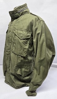 Chaqueta de abrigo de campo 1969 del ejército de Estados Unidos M 65 OG 107 mediana regular