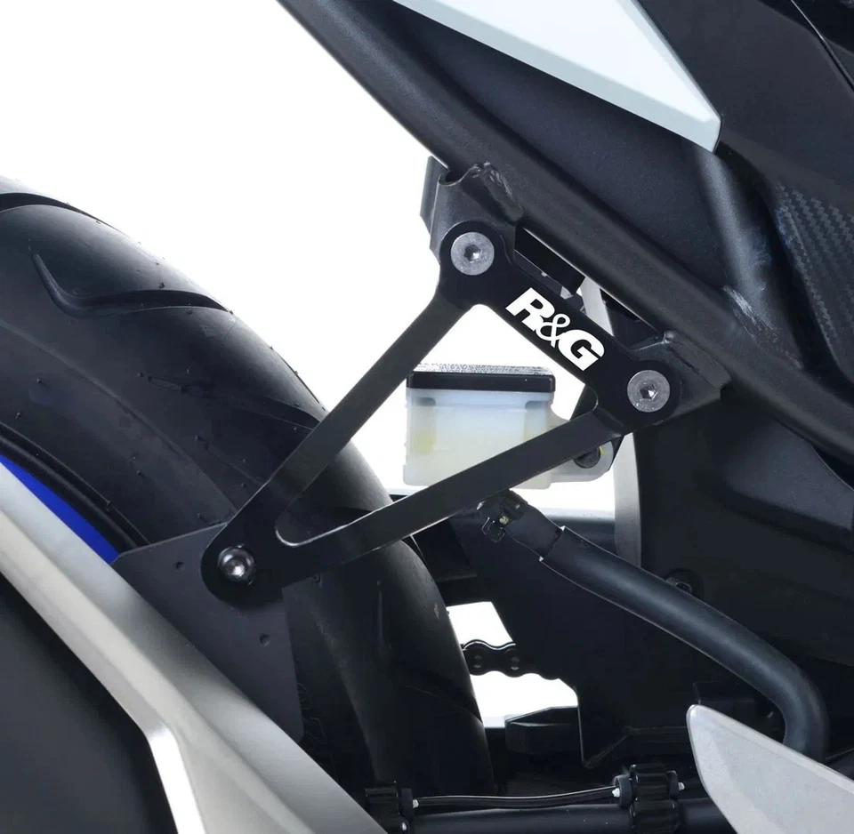 R&G EXHAUST HANGER COMPATIBLE FOR HONDA CB 500 F 2016 > 2023 BLACK KIT EH0069BKA - Image 2 of 3