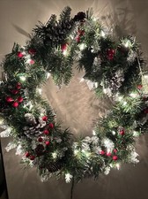 NATIONAL TREE COMPANY PRE-LIT ARTIFICIAL CHRISTMAS WREATH PINE CONES BERRIES