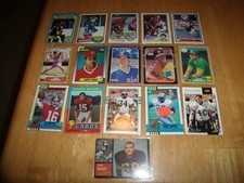 RARE GROUP OF CARDS WITH ROOKIES, HOFers, STARS (FOOTBALL, BASEBALL, & HOCKEY) 