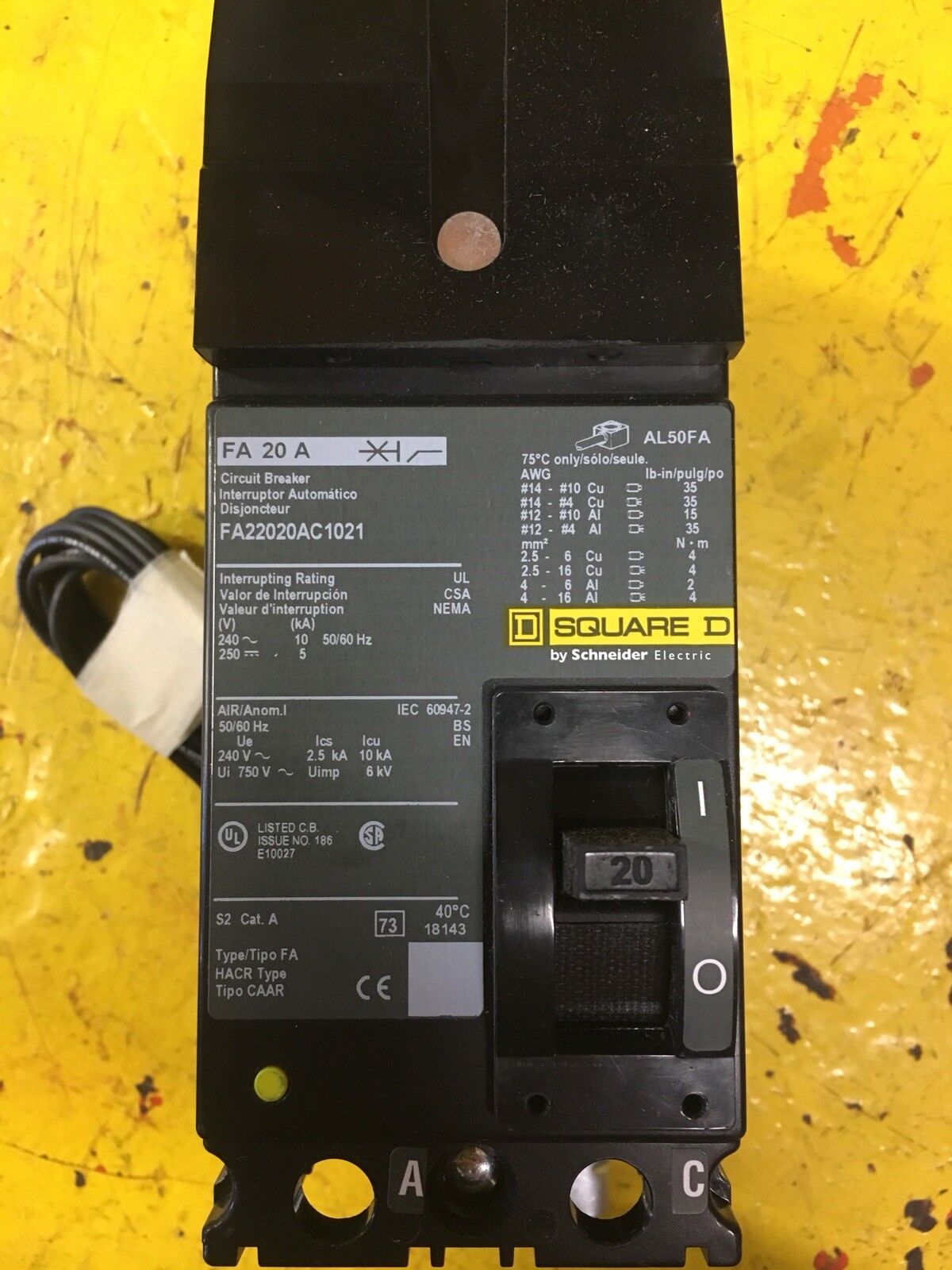 Foto 1 di 3