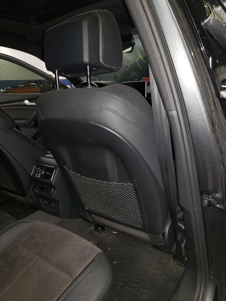 18 19 AUDI SQ5: asiento delantero derecho, cuero, deportivo, térmico, gamuza, negro Foto 4 de 4
