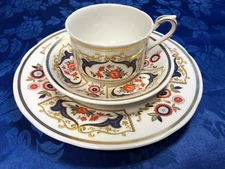 Beautiful Vintage Paragon CHELSEA Cup, Saucer and Desert Plate Trio Set