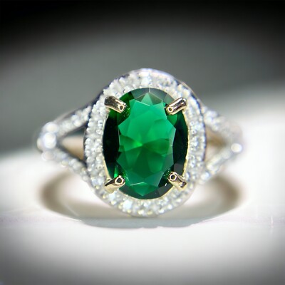 Vintage 14k Gelbgold ovale Form grüner Granat runder Diamant Heiligenschein Ring