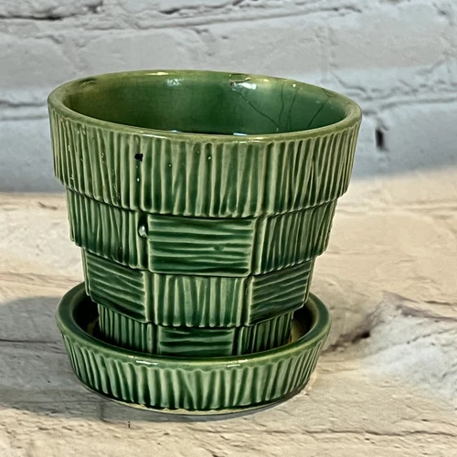 Vtg McCoy Pottery Green Basketweave Planter Pot 3 1/4" Tall  w/Attach Saucer