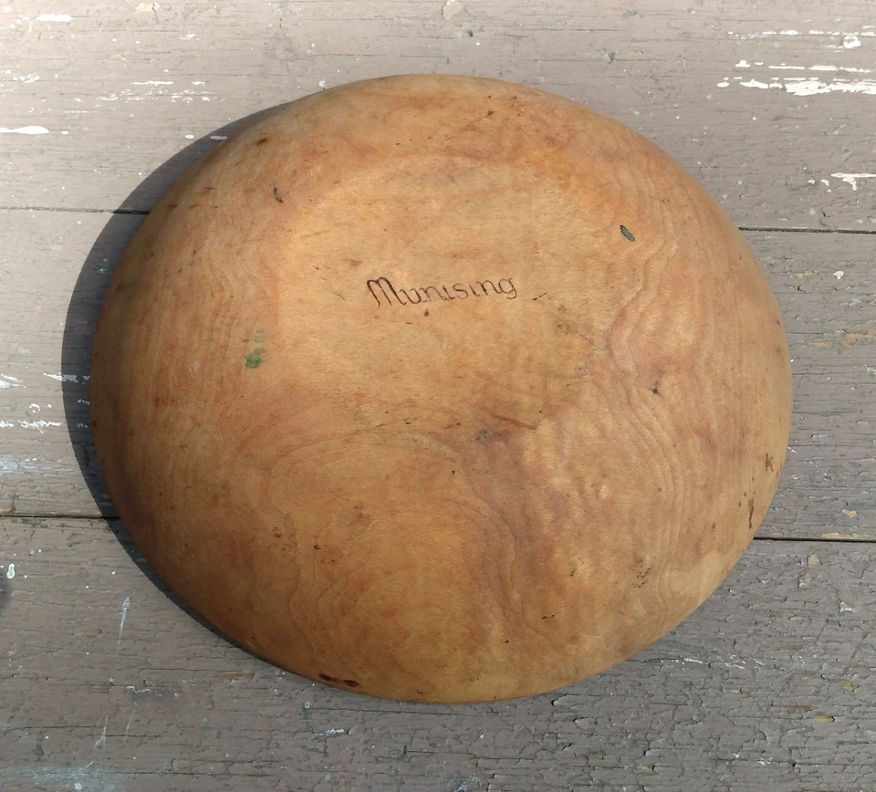 Vintage Munising Wooden Dough Bowl 9" Oval Primitive Farmhouse Butter Chopping - Image 4 of 4