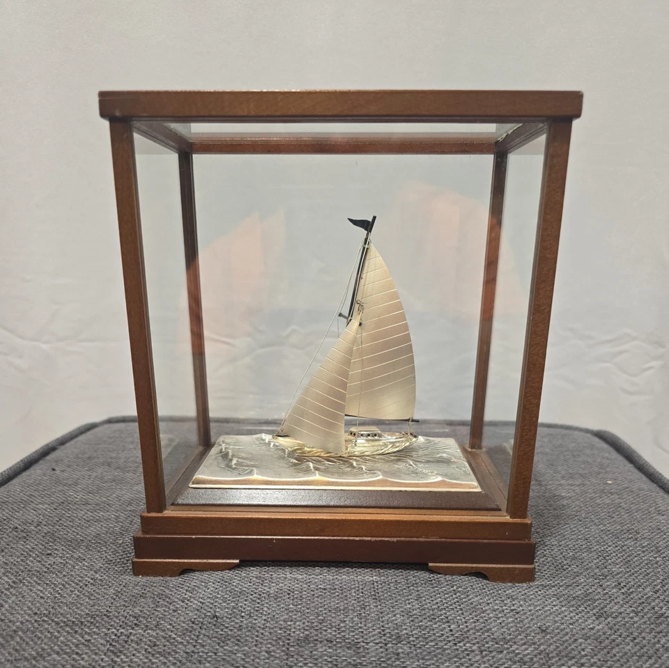 Y6111 OKIMONO Figura de yate de plata estuche de vidrio firmado Japón interior antiguo Foto 3 de 4