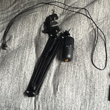 HyperX SoloCast Black USB Wired Condenser Mic...