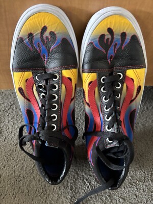 Size 9 - VANS Old Skool Flames