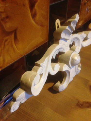 French Pediment in Annie Sloan and Distressed - Foto 3 di 12